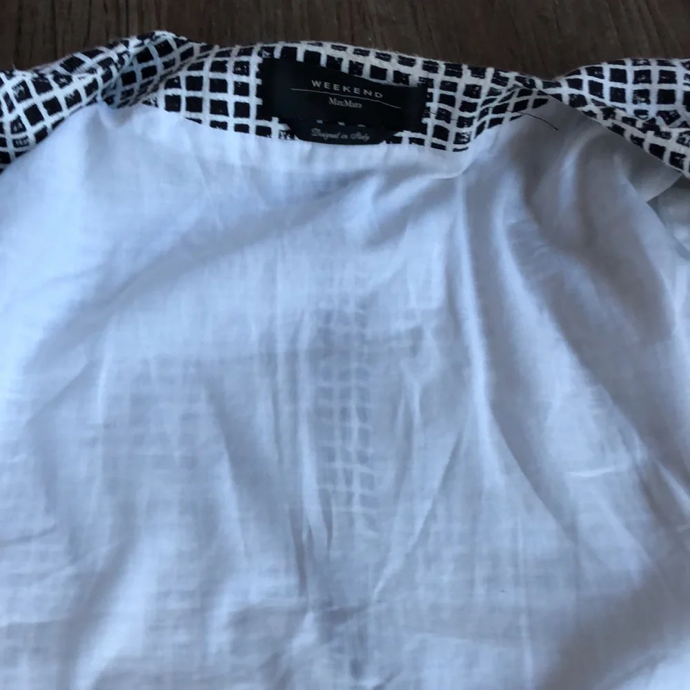 MaxMara weekend sleeveless shift dress with matching coat. - Picture 10 of 12